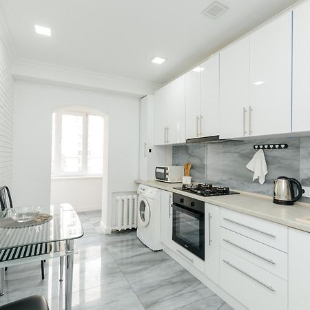 Ultra Centr Chisinau Luxrent 아파트 외부 사진